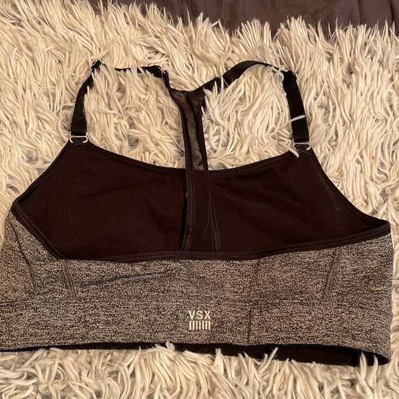 VSX sports bra. - Picture 2 of 4